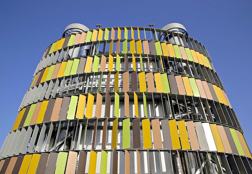 A surprising brise-soleil for the new cogeneration plant in Bologna